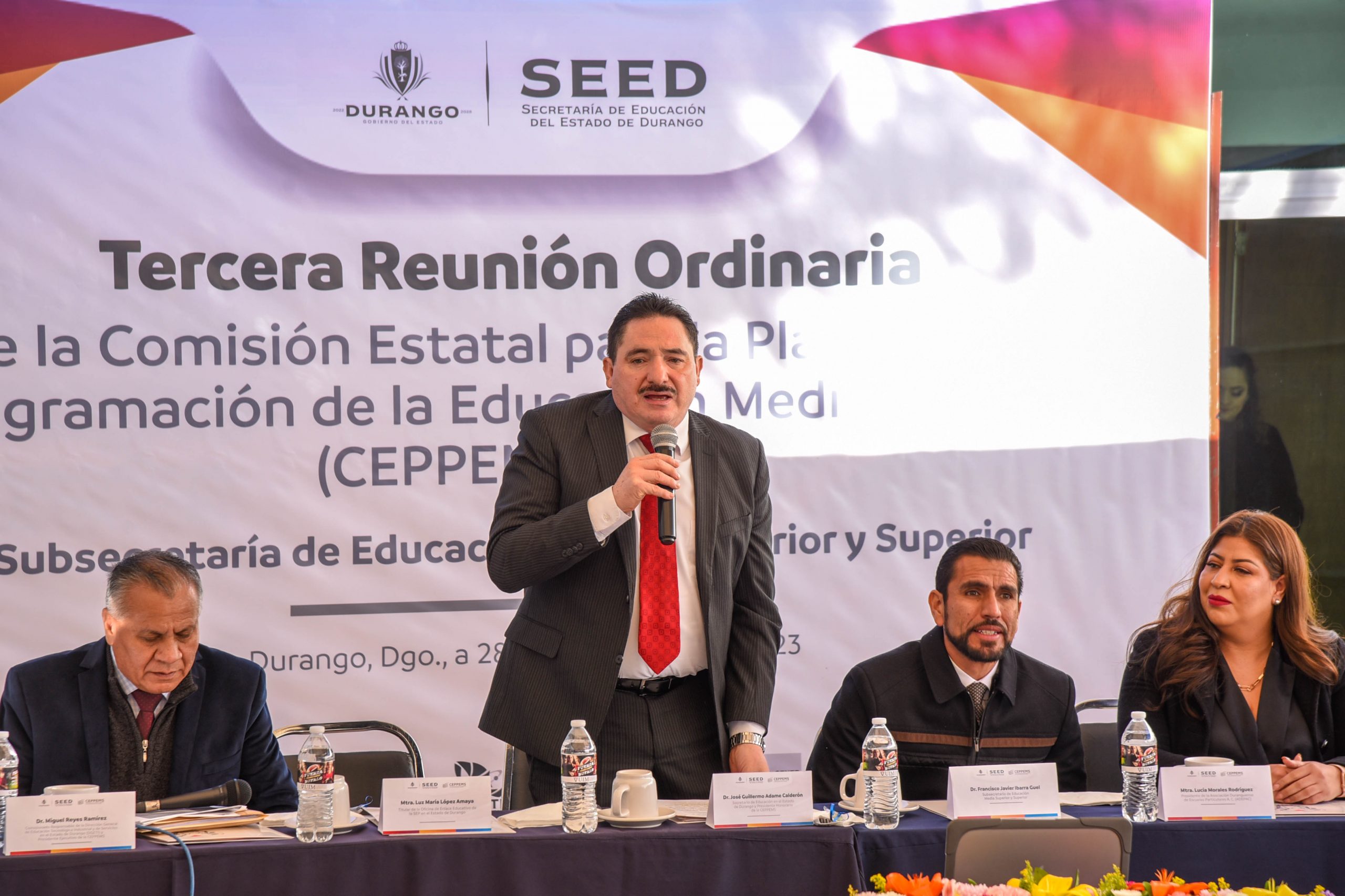 Construye Gobierno de Esteban las bases para brindar un mejor futuro para los jóvenes de Durango