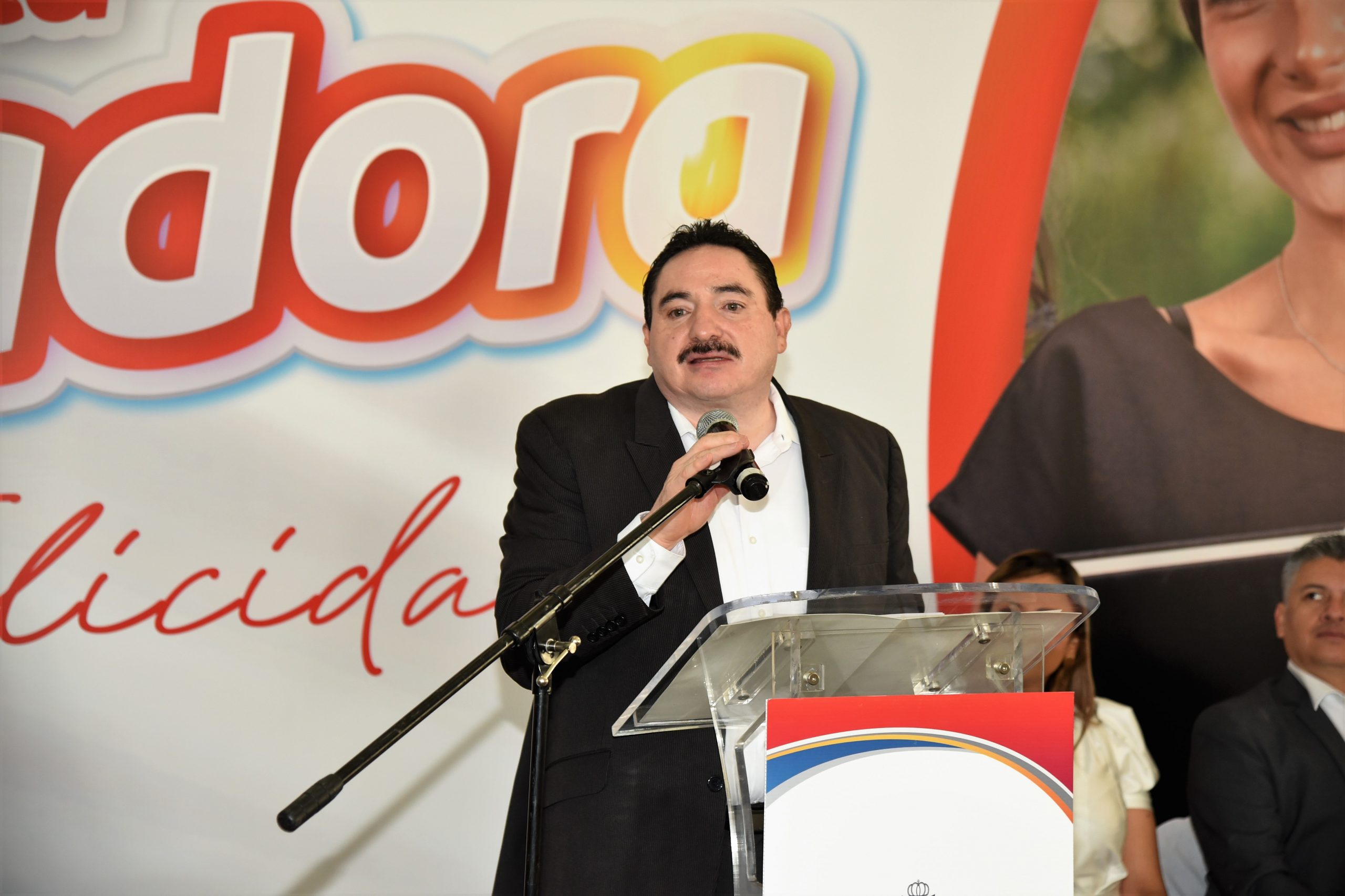 Garantiza Gobierno de Esteban que los derechos de los trabajadores de la educación no se toquen