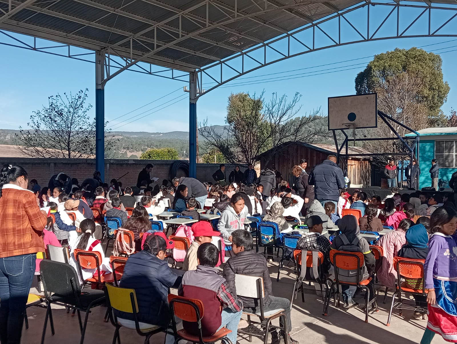 Gobierno de Esteban promueve entornos sanos desde las escuelas